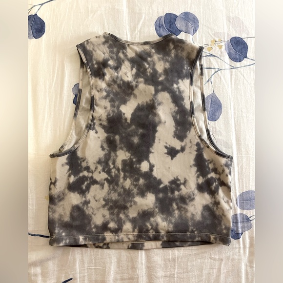 Oak + Fort Cropped Tank With Cut-out - Picture 3 of 3